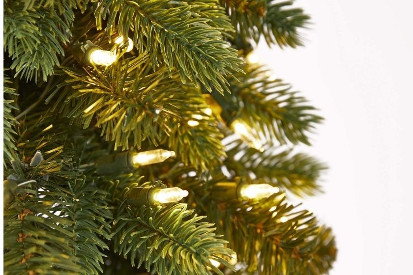 half christmas tree for cats