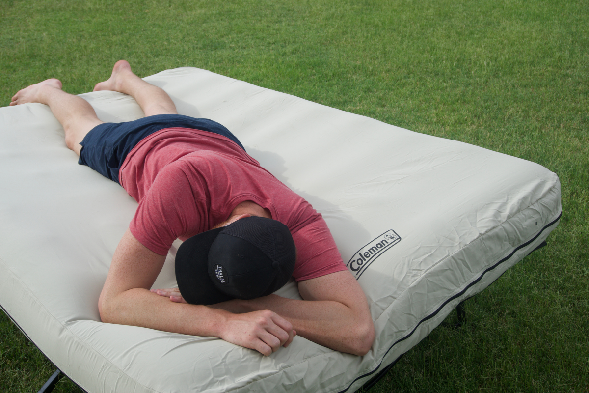 Coleman camping cot FI