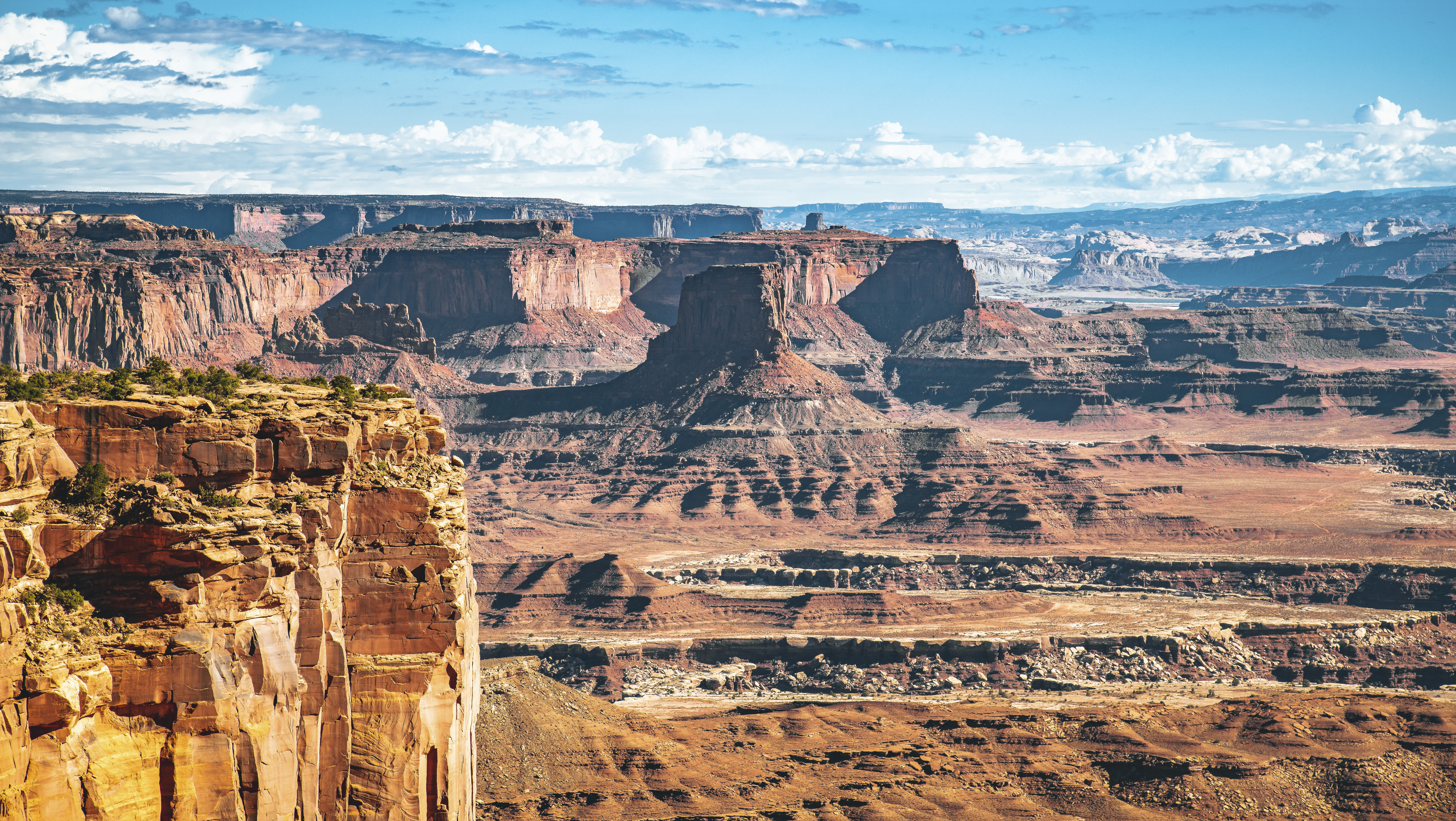 The abeautiful desert landscape of Canyonlands National Park in Utah, USA.