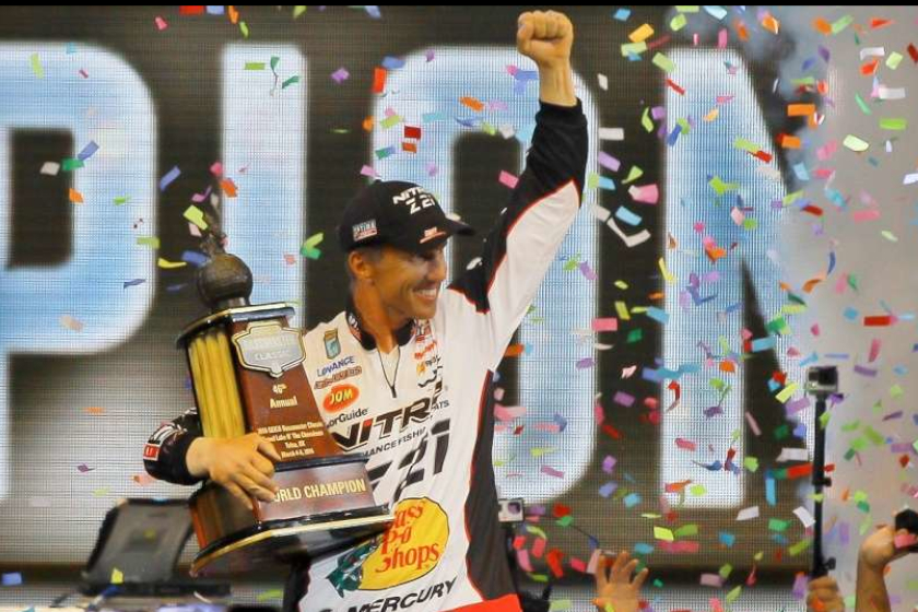 Edwin Evers celebrates winning the 2016 Bassmaster Classic.
