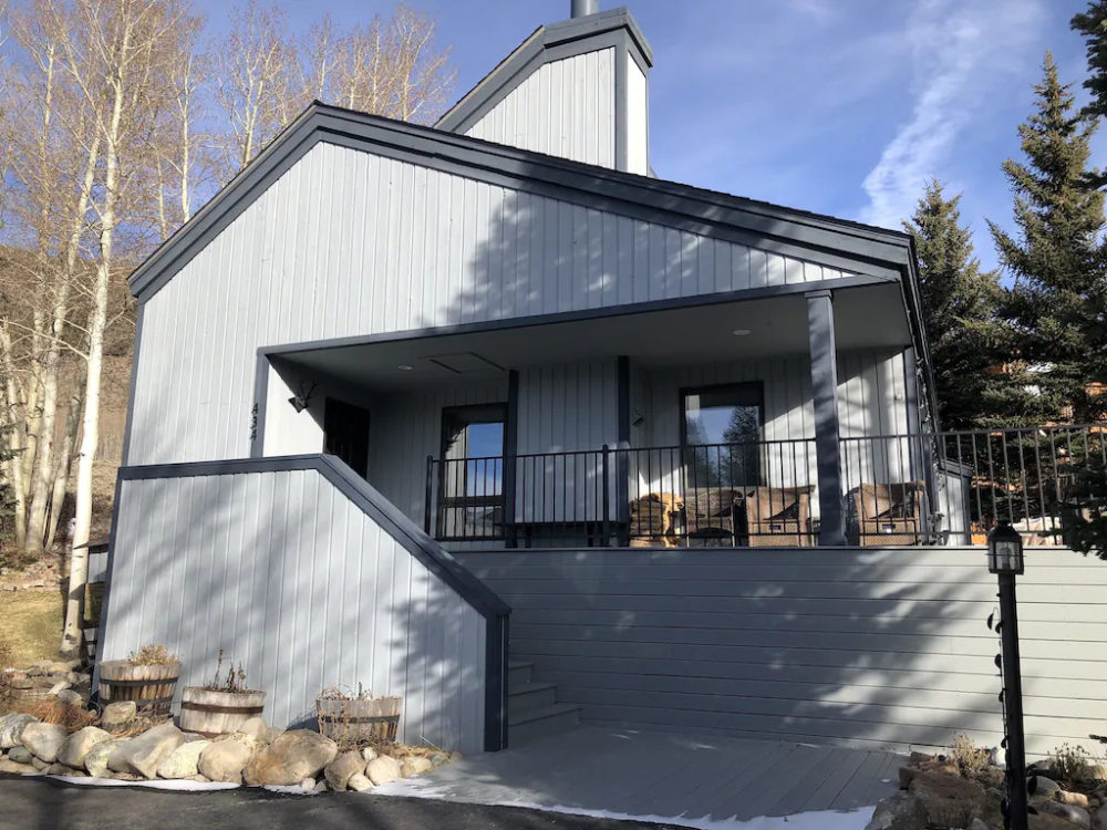 view of a duplex in the mountains