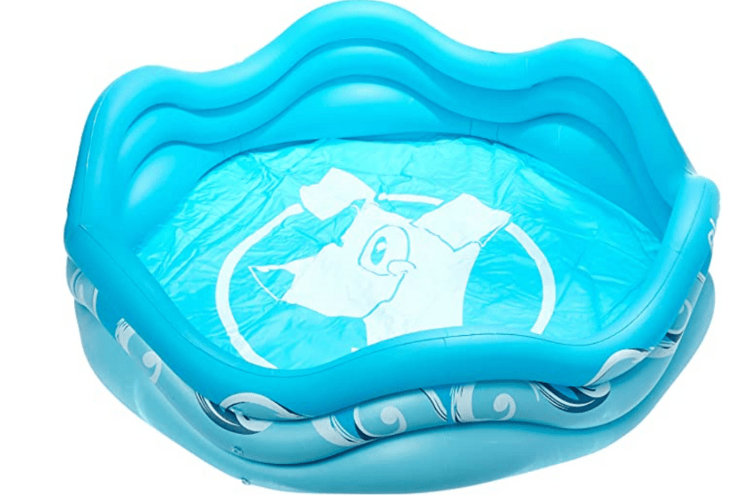 Inflatable dog pool 