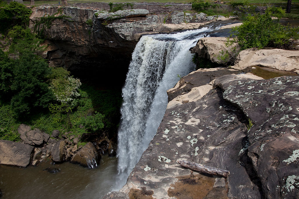 Noccalula Falls, Gadsden, Alabama