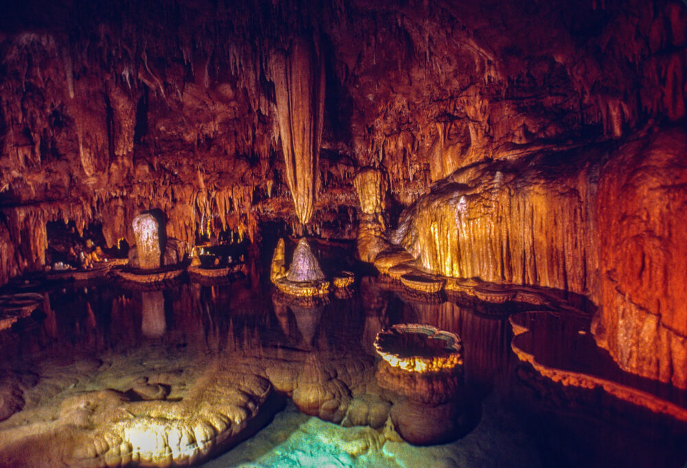 Onondaga Cave State Park in Missouri
