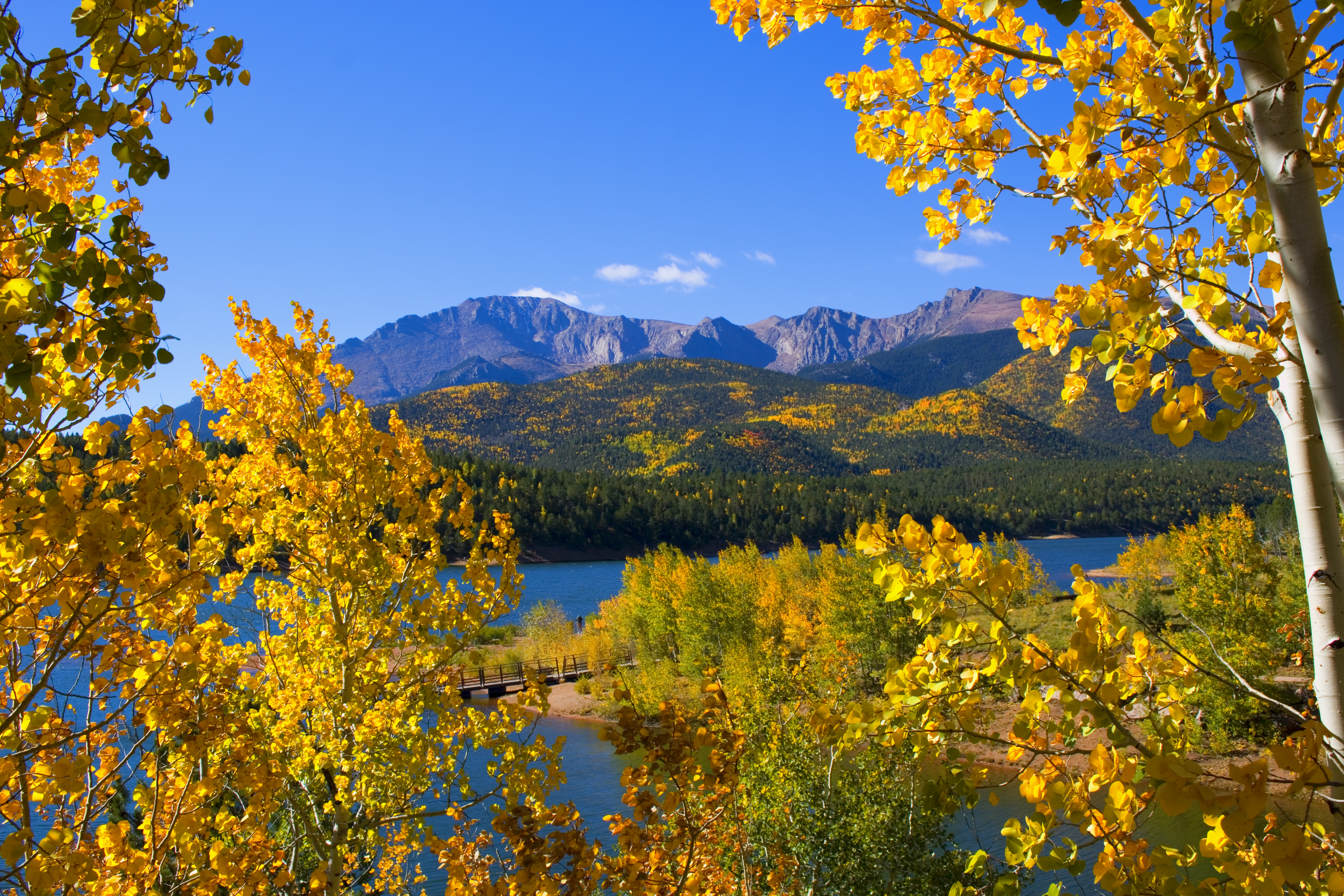 Crystal Reservoir in the fall with Pikes Peak in the background. 