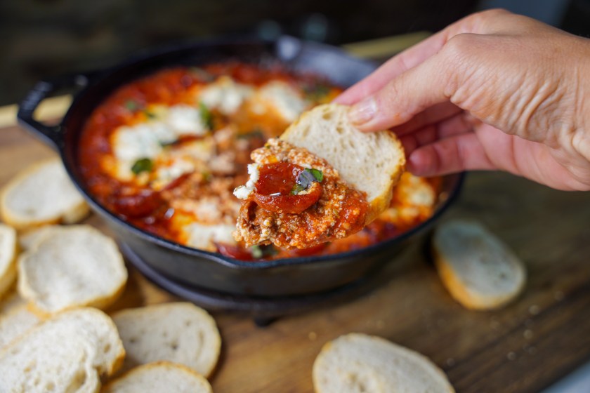 meat lovers pizza dip