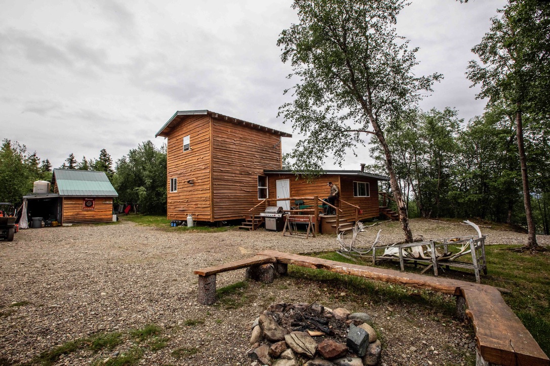 alaska fishing lodge