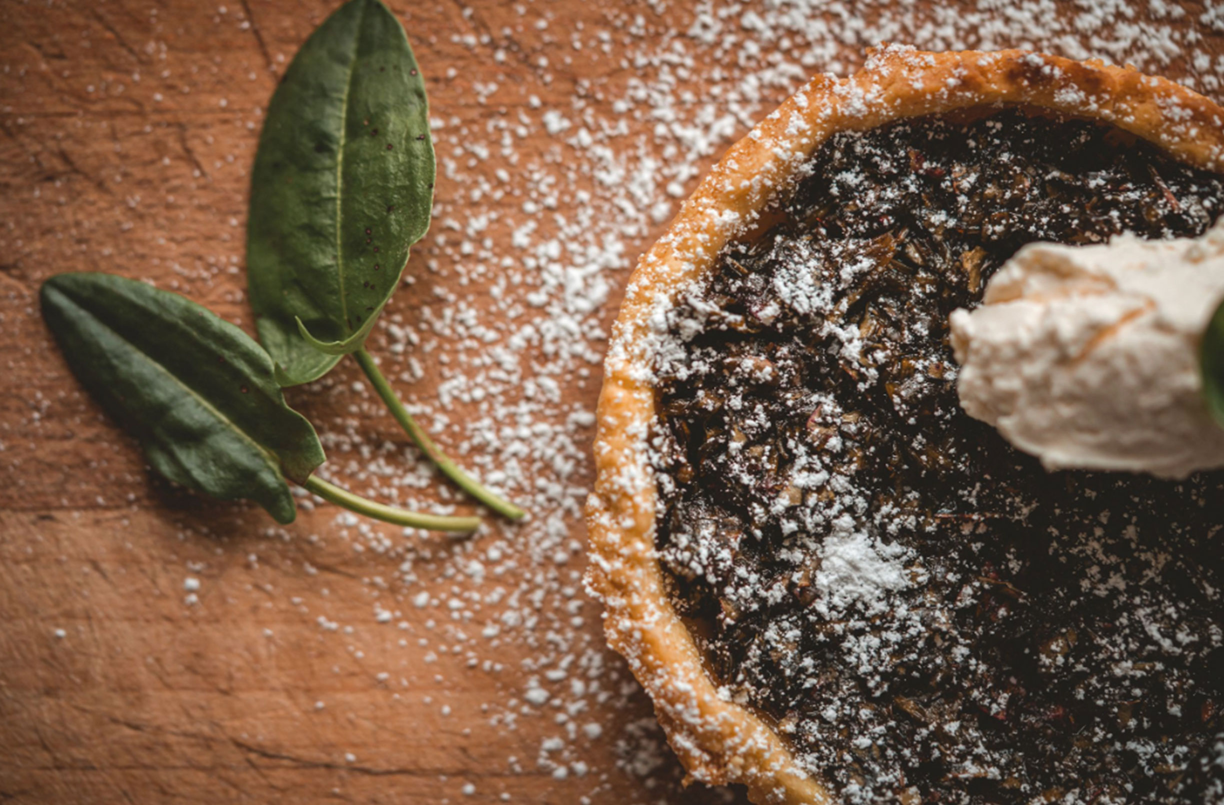 Sweet Sorrel Tart & Elderflower Cream 