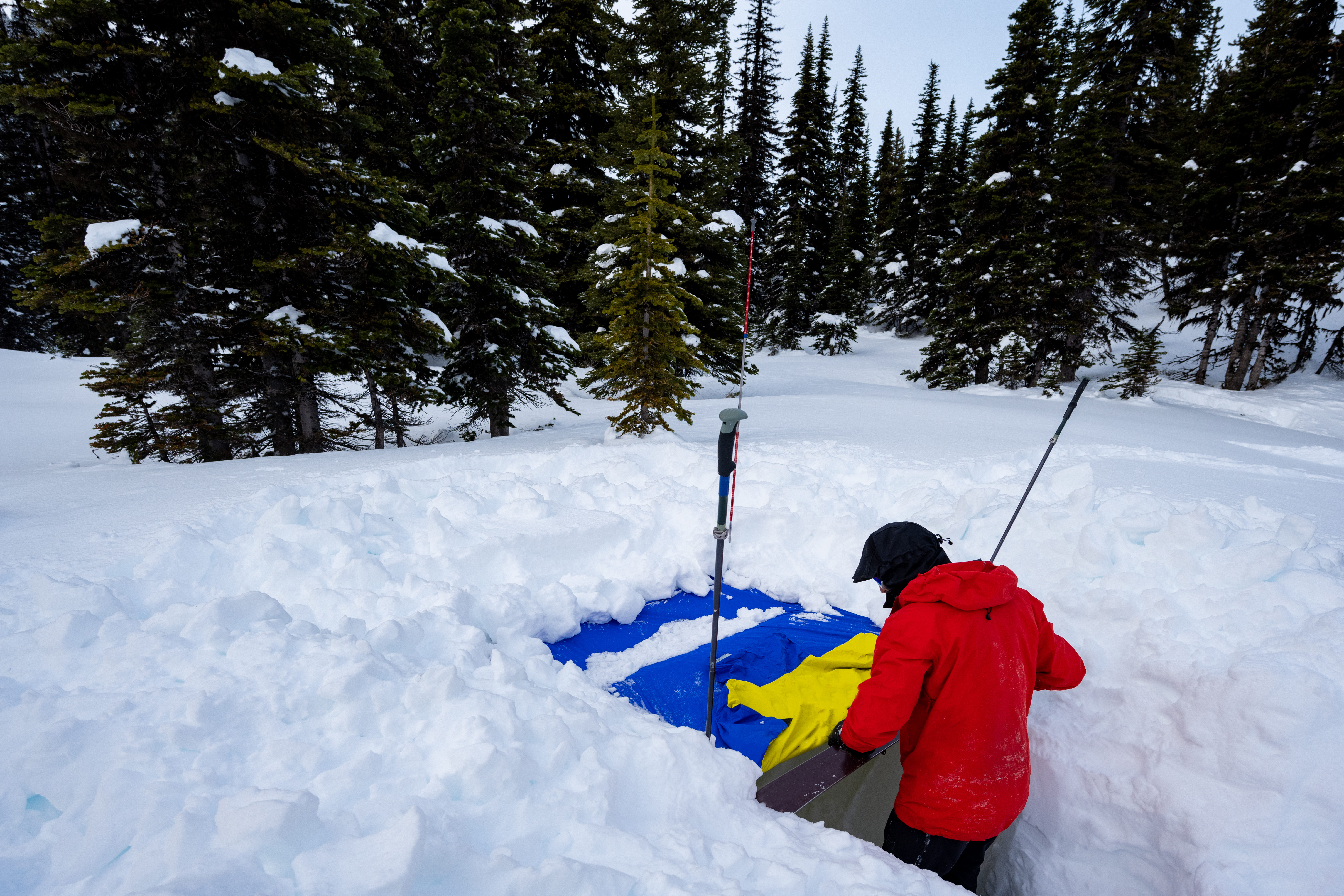 snow trench snow shelter
