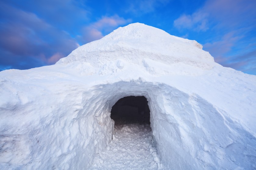 quinzhee hut