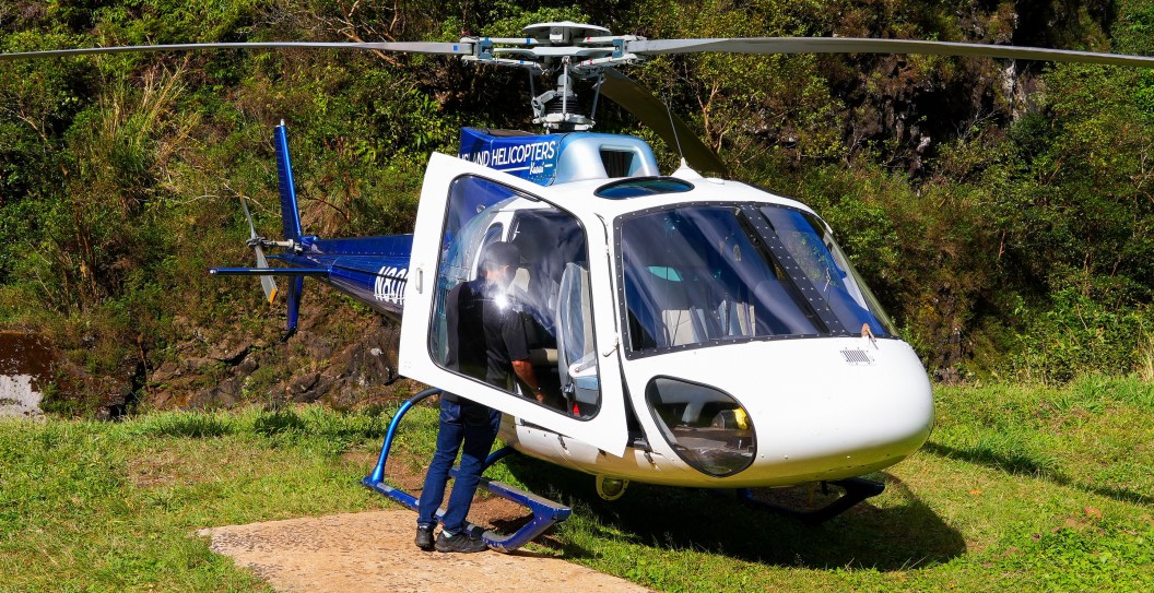 Hawaii Helicopter Crash Leaves 1 Dead And 2 Missing