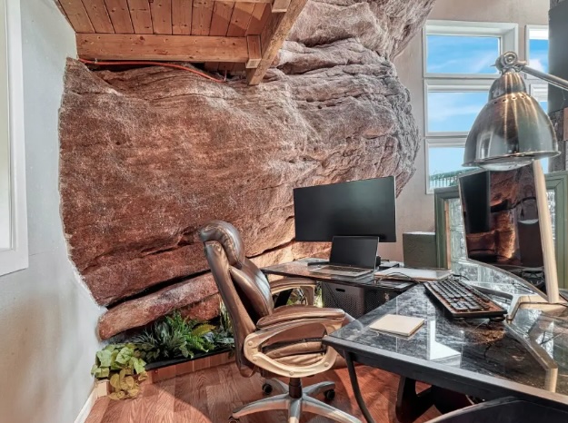 Colorado Flintstones Rock House