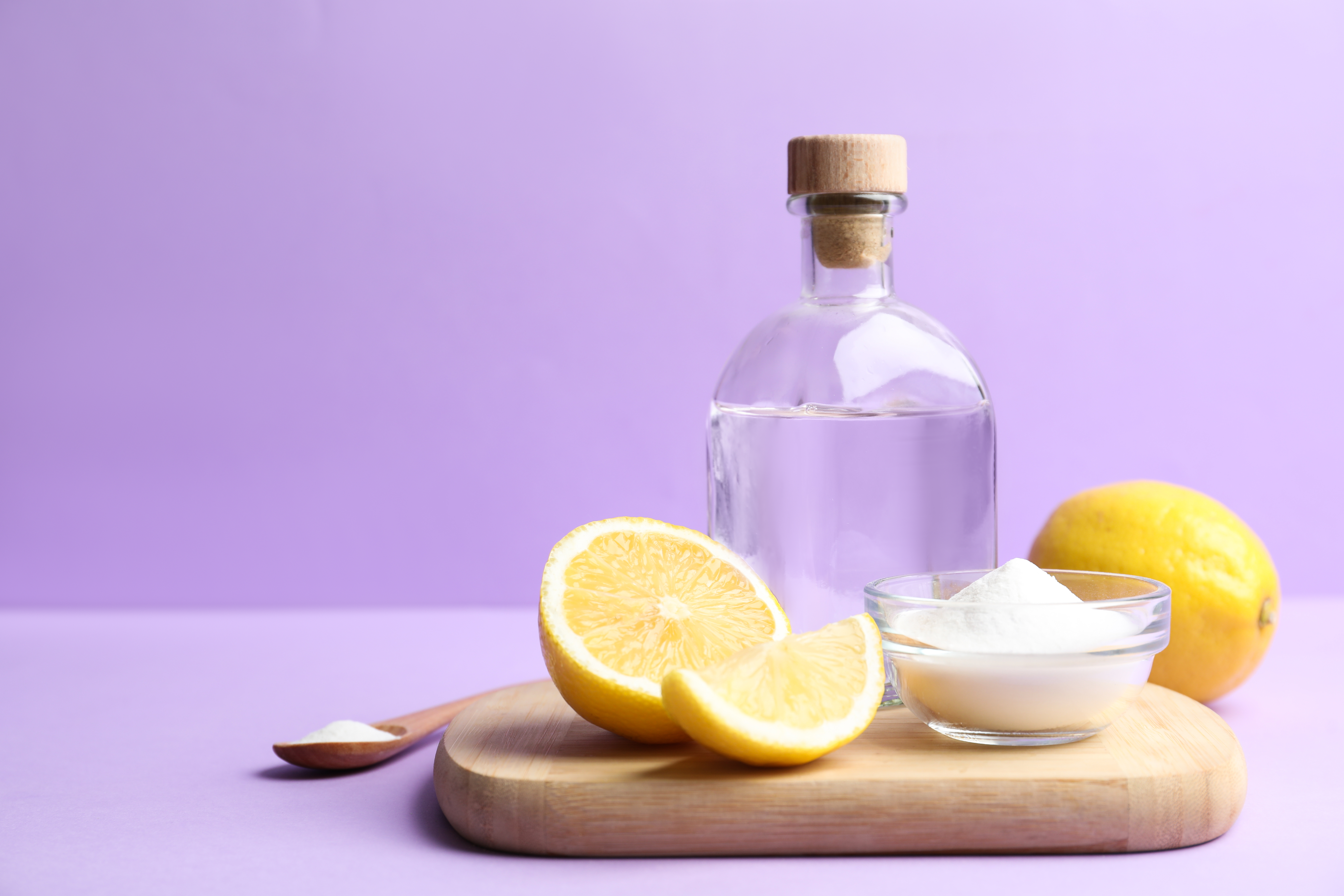 Baking,Soda,,Lemons,And,Vinegar,On,Lilac,Background.,Space,For