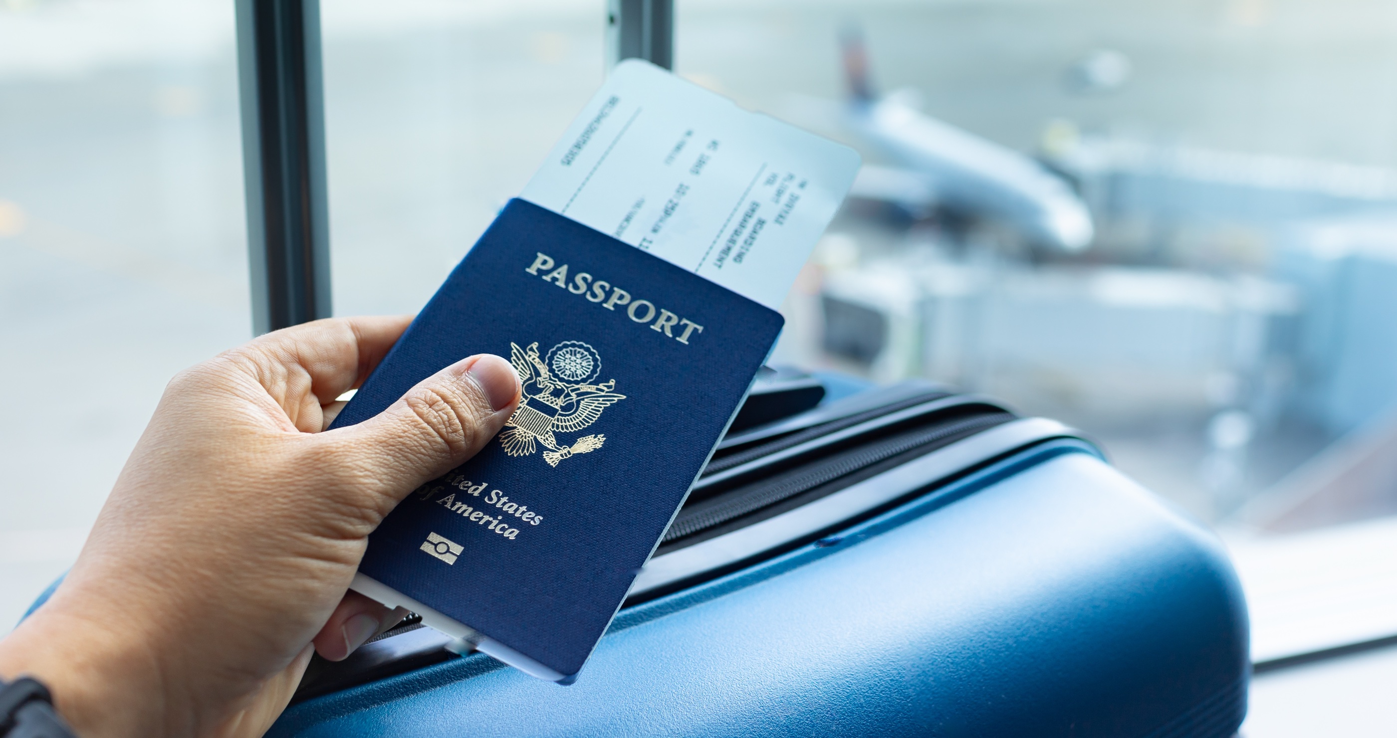 United Airlines Forced To Turn Around After Pilot Forgot His Passport&nbsp;