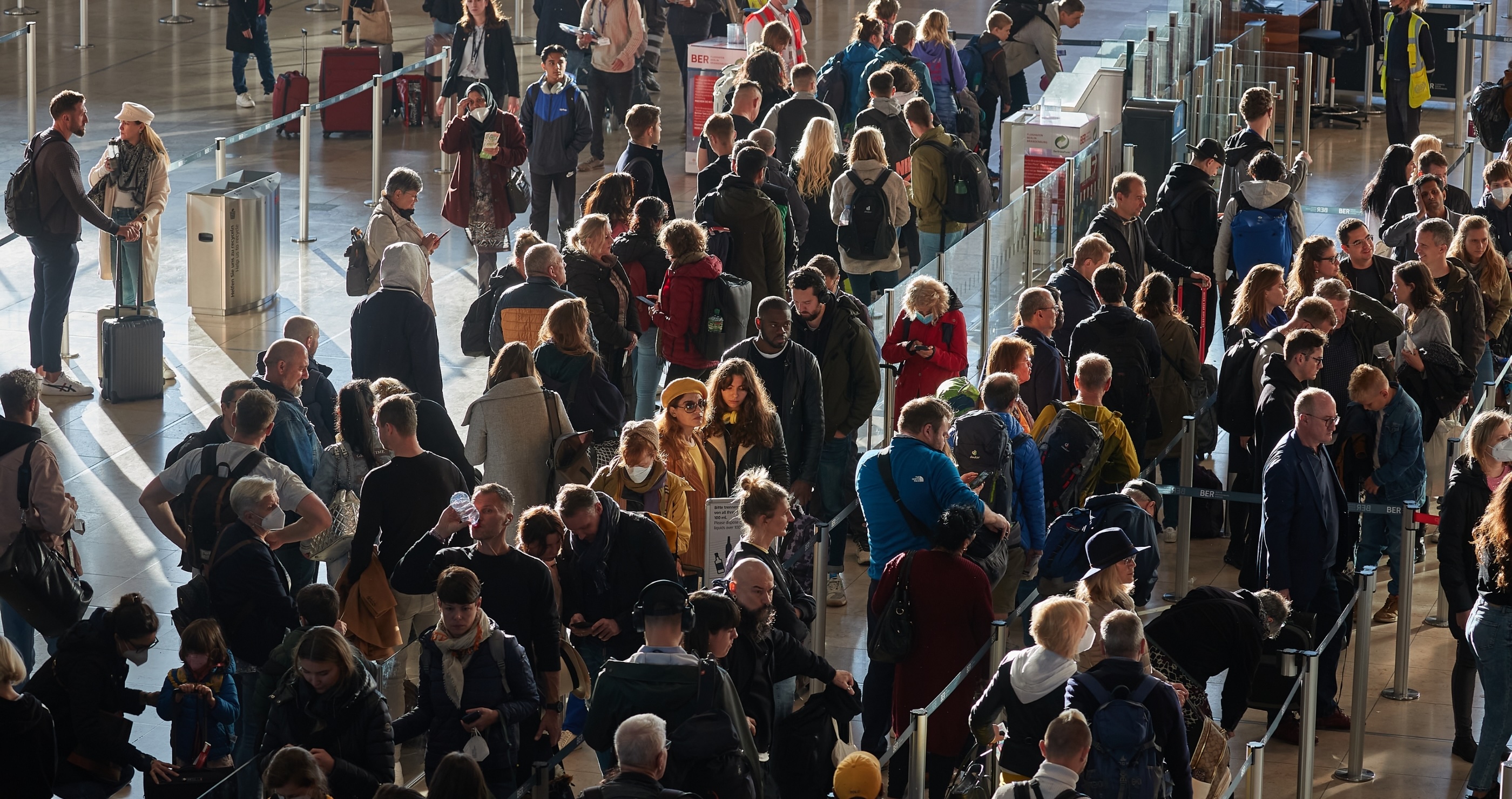 More People Choose Private Jet Travel Amid Airport Madness