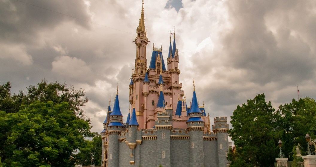 Disney releases a sneak peek at new pirate-themed pub