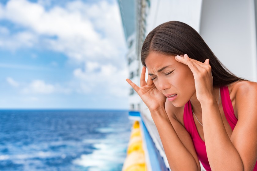 avoid getting sea sick on a cruise