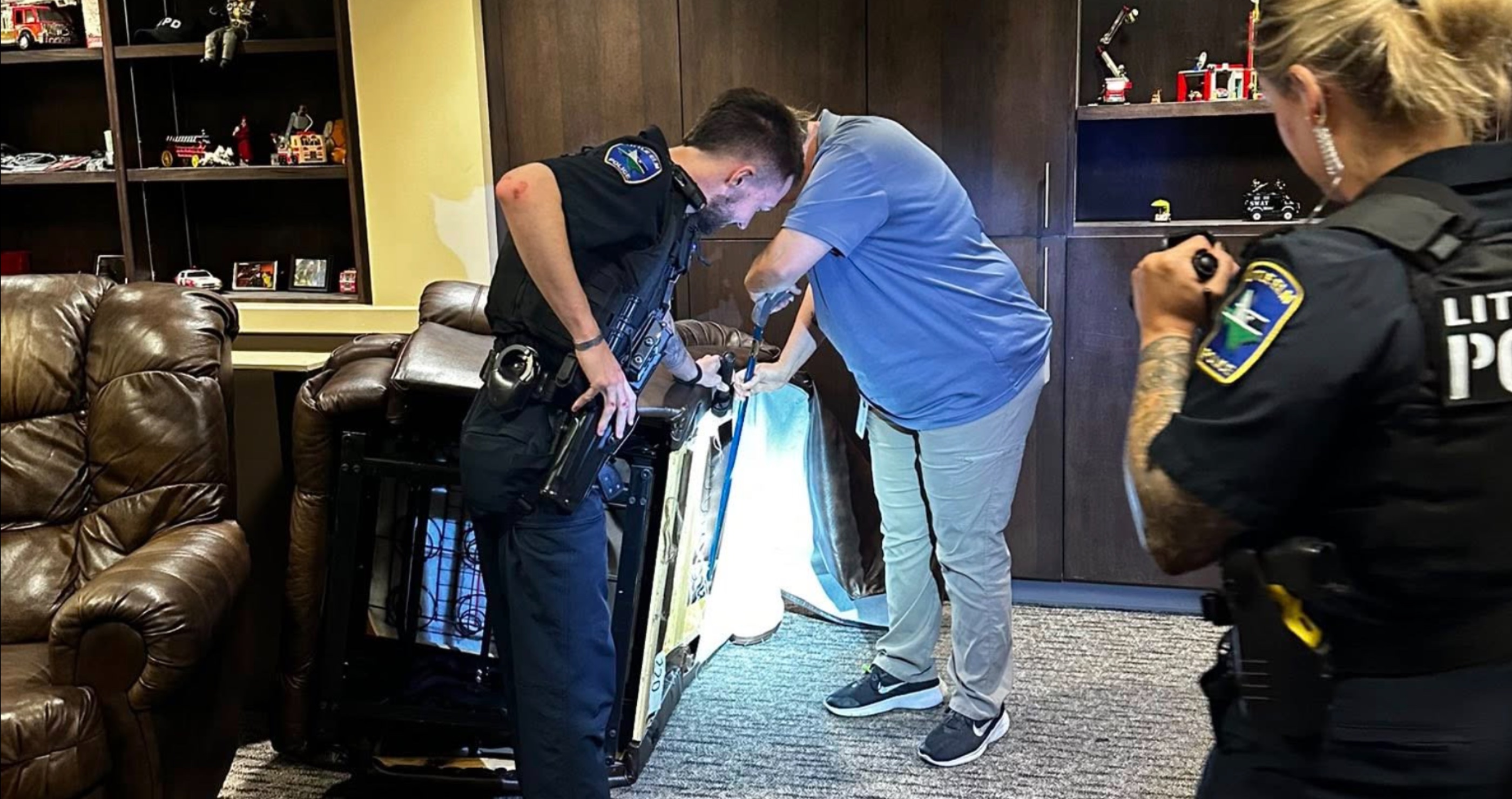 police rescue firefighters from unwanted guest
