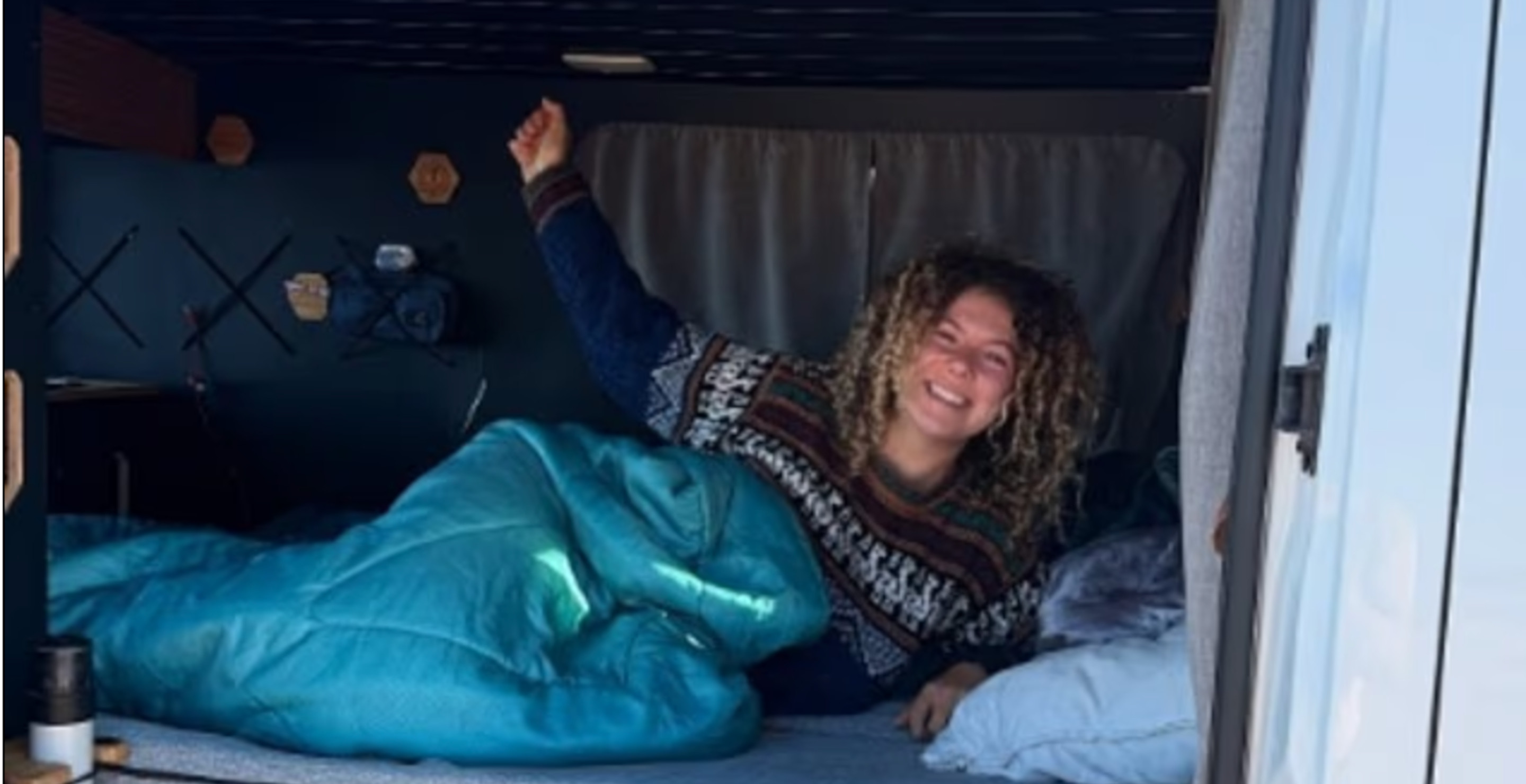 Woman, Who Travels The World Full Time, Reveals The Downside Of Constantly Being On The Go