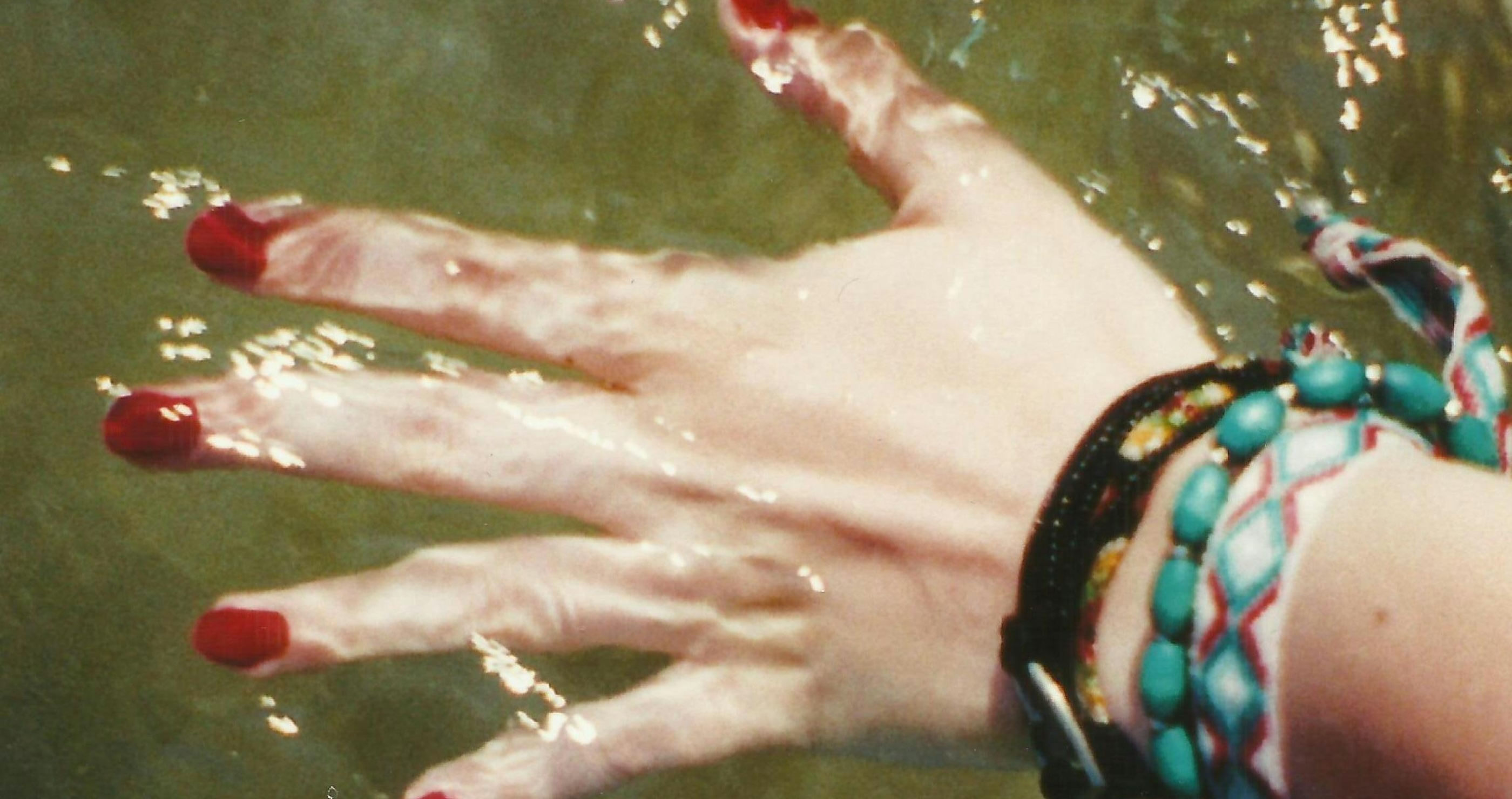 one of the best ways to prevent heat exhaustion is to keep wrists and ankles cool