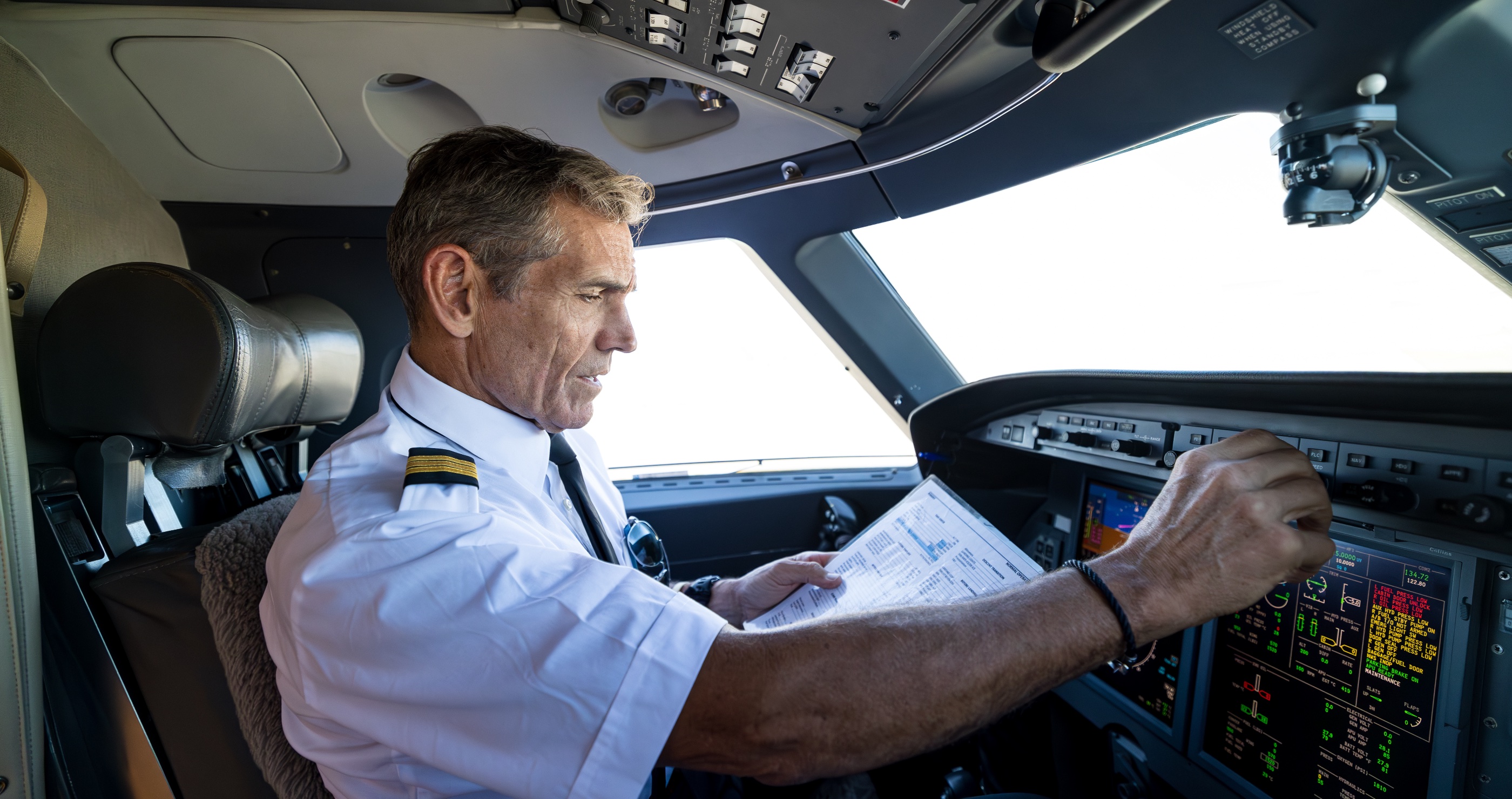 Plane Makes Emergency Landing After Pilot Hears A Knock On The Cockpit Door