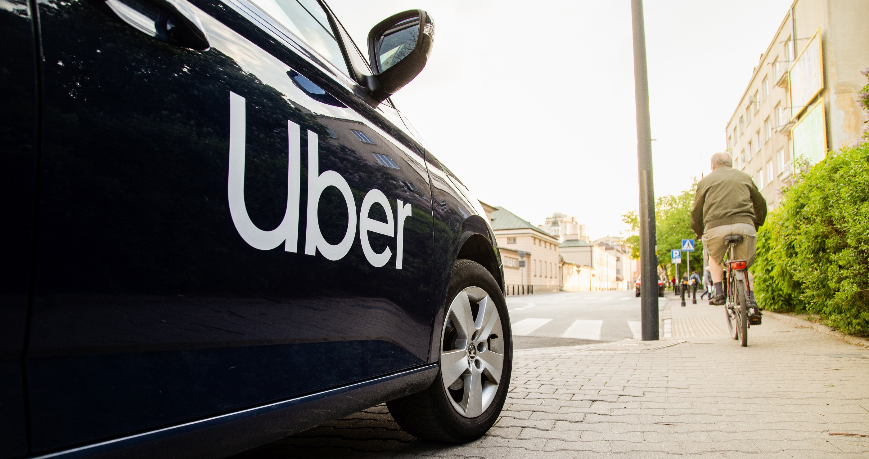 Video Goes Viral After Uber Driver Refuses Ride To Passenger Over His Size