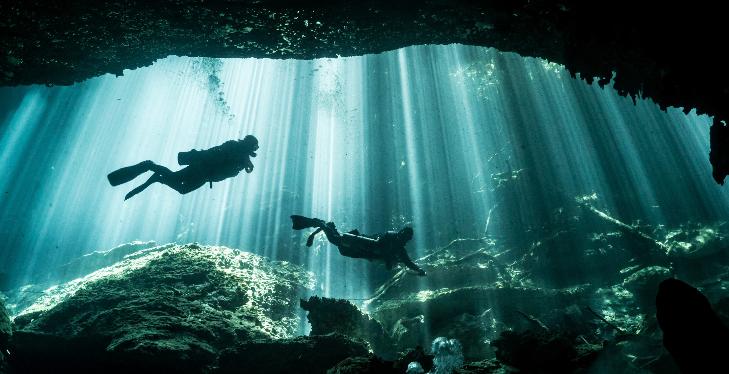 Man Drowns During A Cave Diving Trip In Australia: What Went Wrong