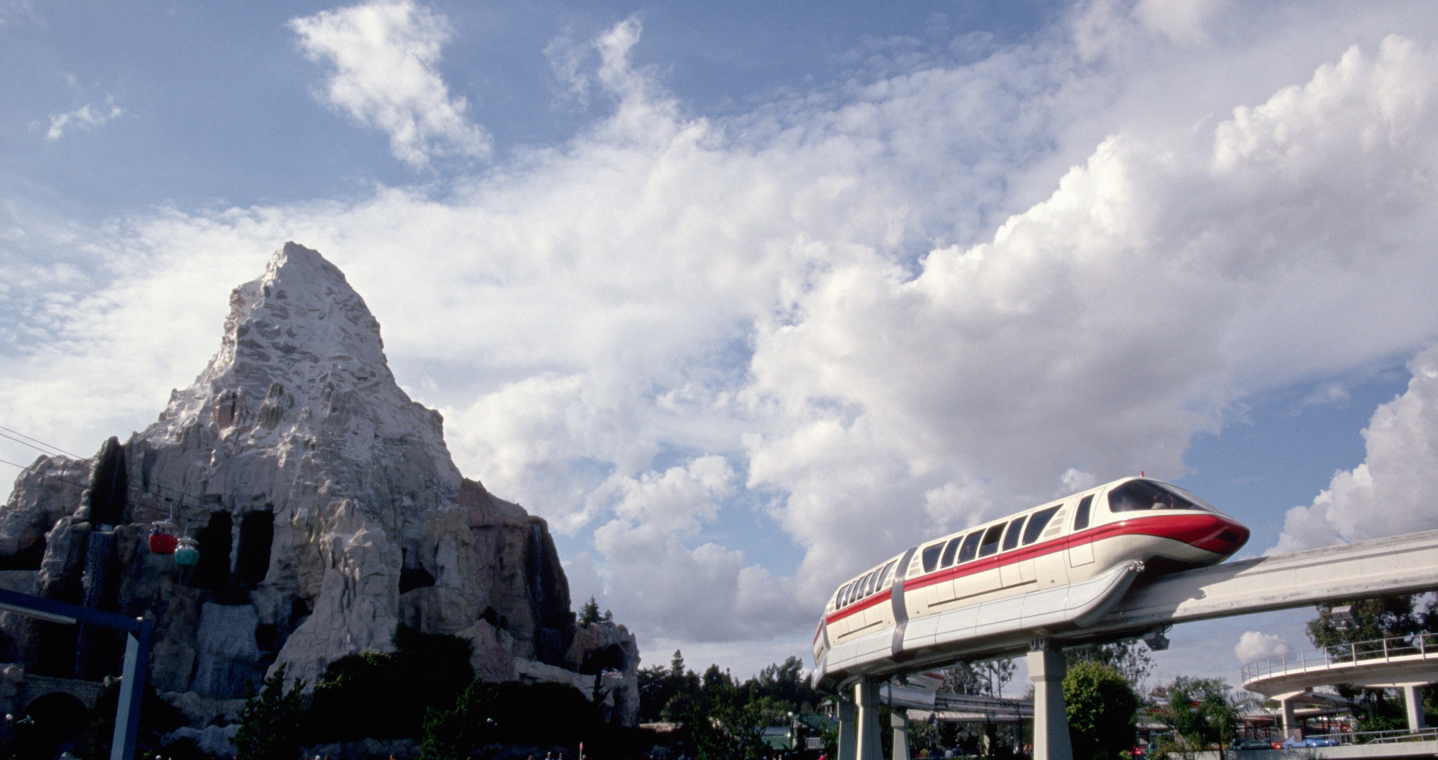 Disneyland Announces Two Major Closings Beginning Next Month