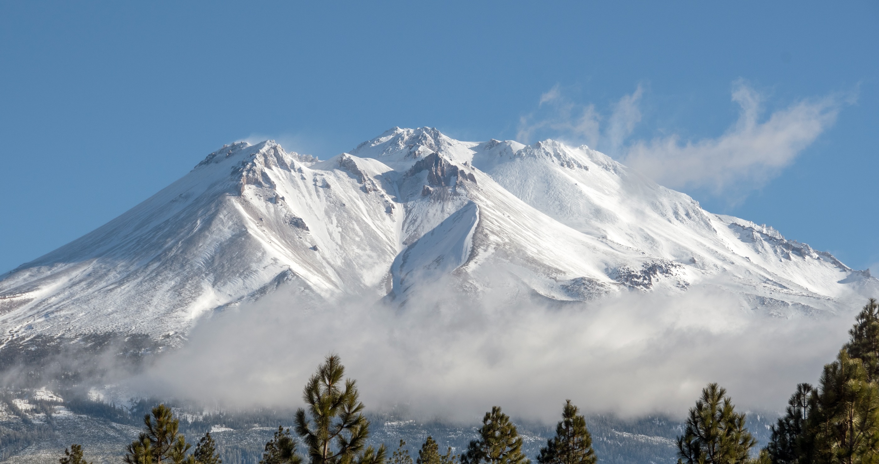 A Climber Is Rescued After Surviving A 700-Foot Fall Down Mount Shasta