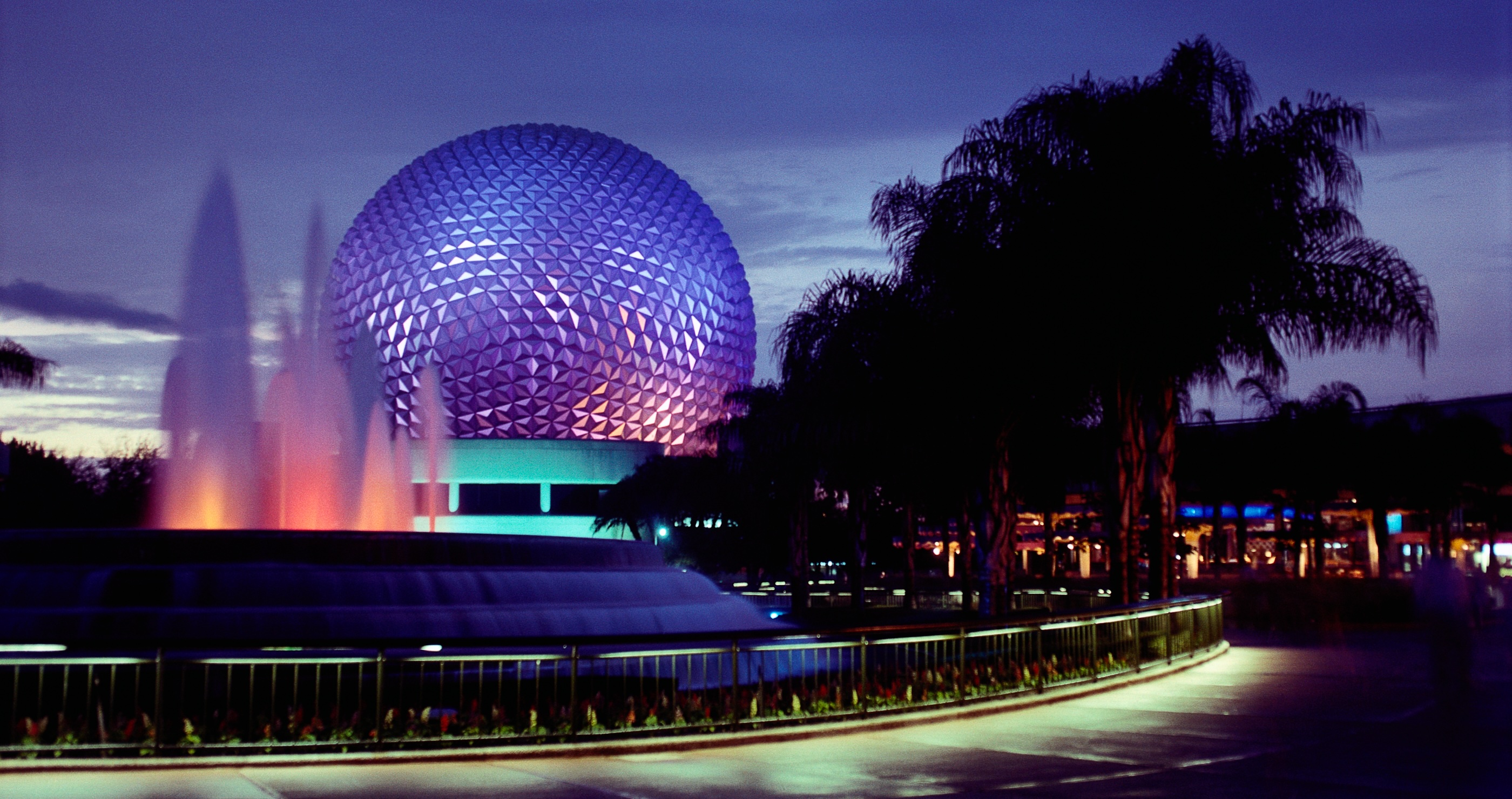 A Surprise Closure At EPCOT Extends To A Third Day And Guests Want Answers